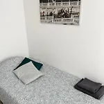 Renovated City Center Apt End Of Sept 23 Apartamento