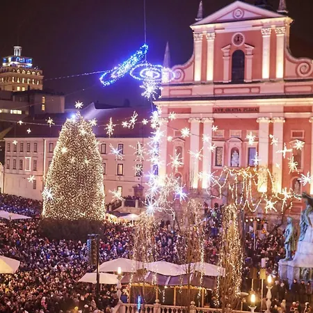 Renovated City Center Apt End Of Sept 23 Apartma Ljubljana