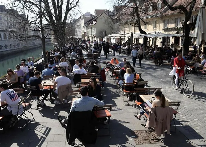 Renovated City Center Apt End Of Sept 23 Apartamento *